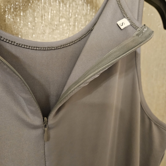 Pretty gray dress with buttons, size small - Picture 5 of 5